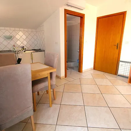Apartamento Cozy Helena Primošten