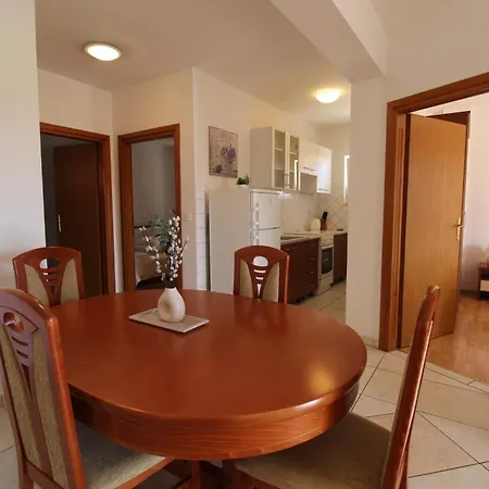 Cozy Helena Apartamento Primošten