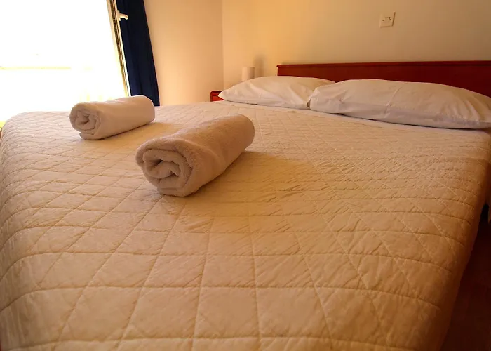 Cozy Helena Apartment