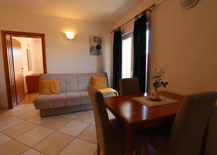 아파트 Cozy Helena *